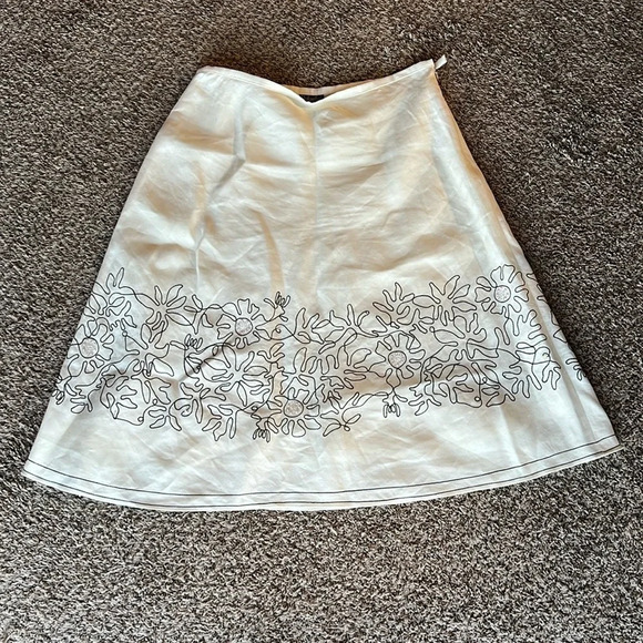 Rafaela Women’s L Embroidered Linen Skirt - Picture 1 of 9